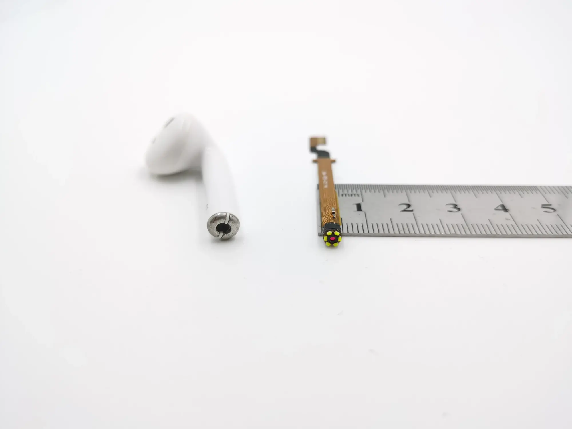 0.3 MP SPI camera module