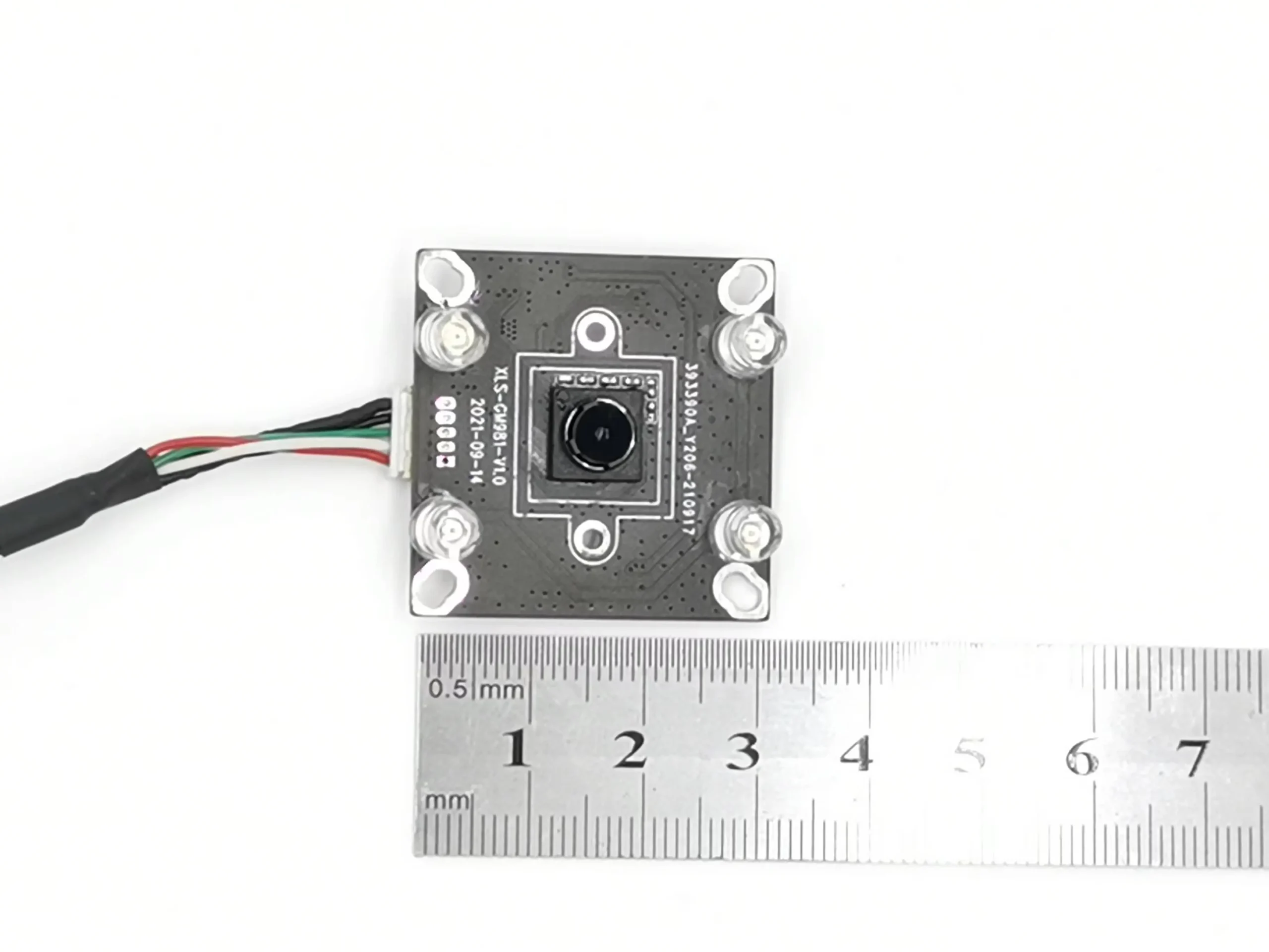 720p HD USB camera with four 850nm IR LED